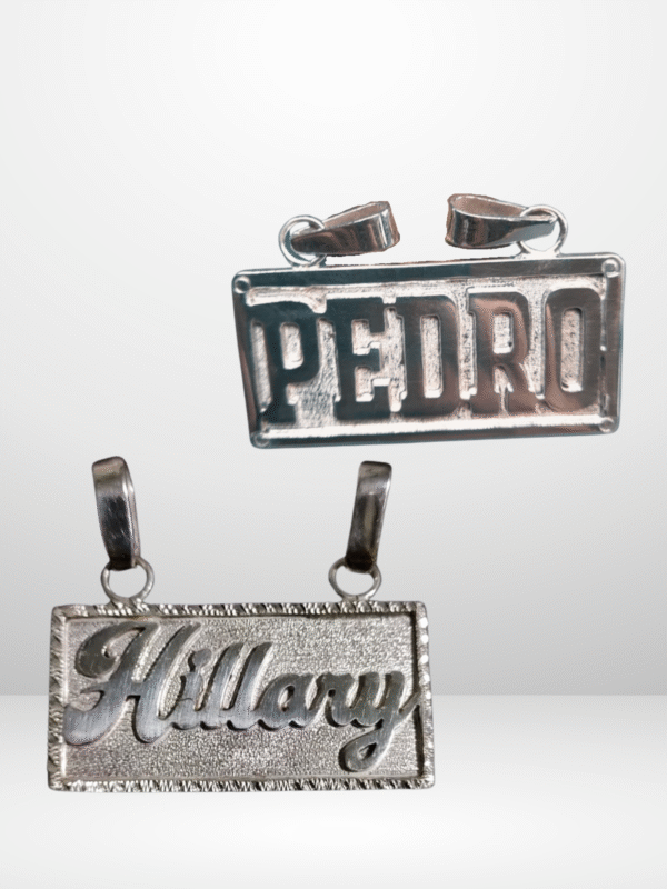 PLACA CON NOMBRE PERSONALIZADO (ESTÁNDAR)